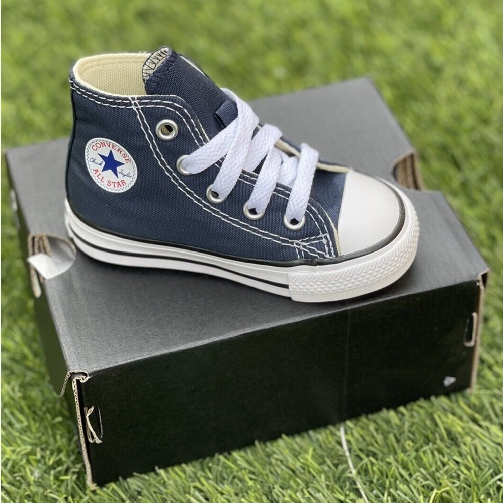 Converse Toddlers High-Top Sneakers - Navy Blue Classic Chuck Taylor’s